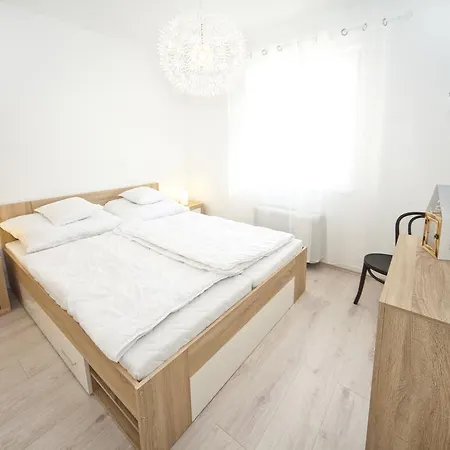 Nagyhegyi Apartman Apartment